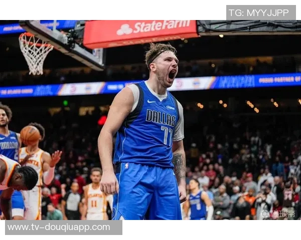 东契奇单场得分超三巨头合计表现引发媒体热议 东契奇单场得分超三巨头合计表现引发媒体热议