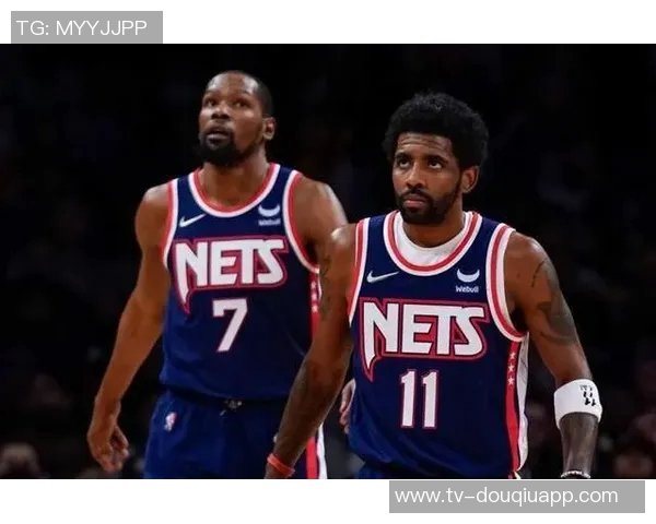 米切尔首节火力全开6投5中三分3中3独揽13分助攻抢断齐飞