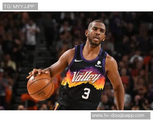 布劳恩上半场表现惊艳6投全中三分球两投全中助球队掌控比赛节奏