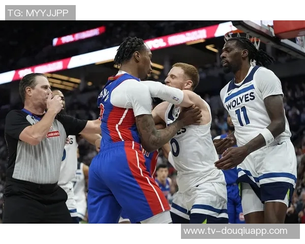 活塞主帅回应冲突事件强调自卫权利与越界问题的辩论